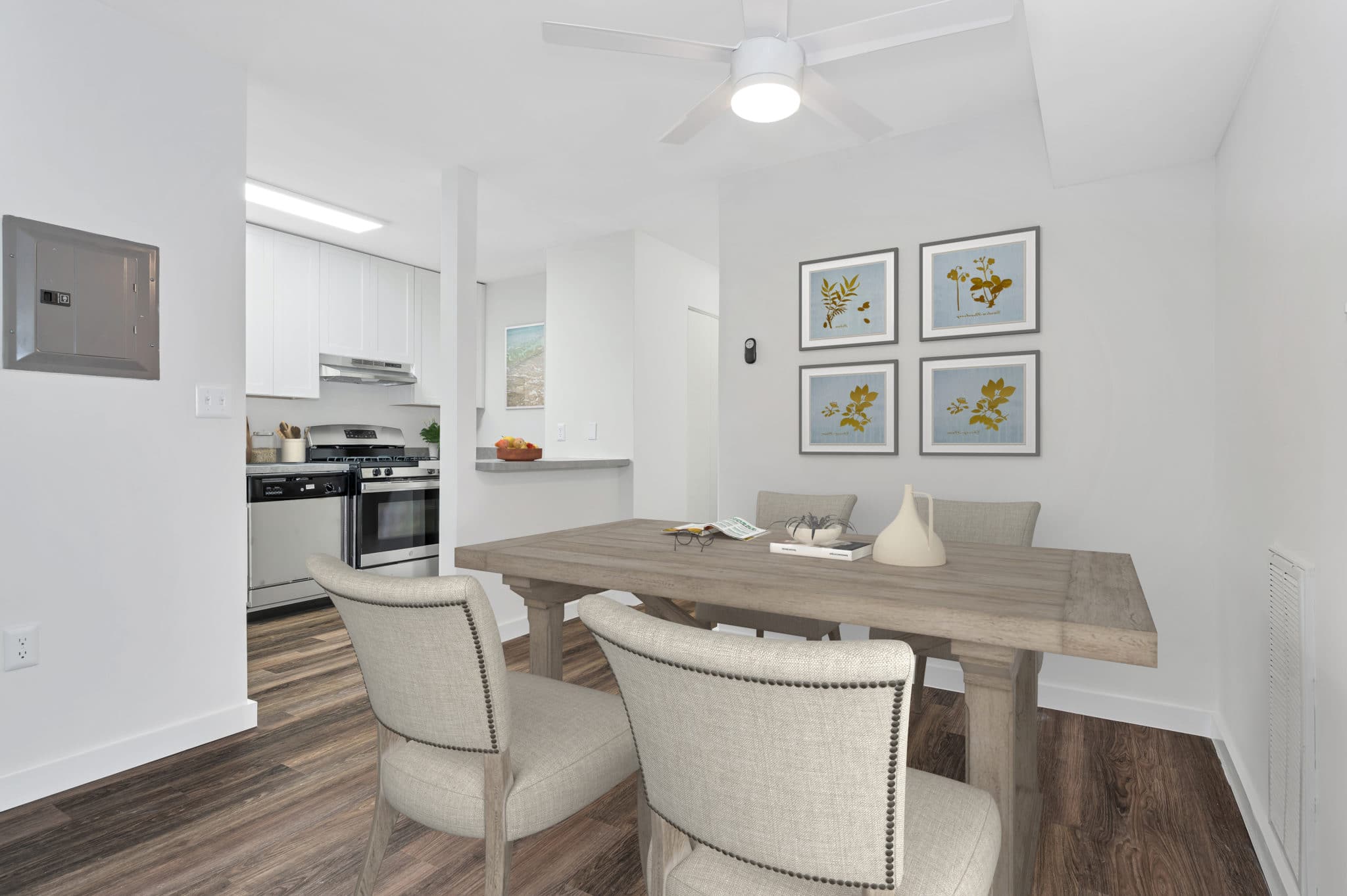 dining table | Spark Oxon Hill Apartments